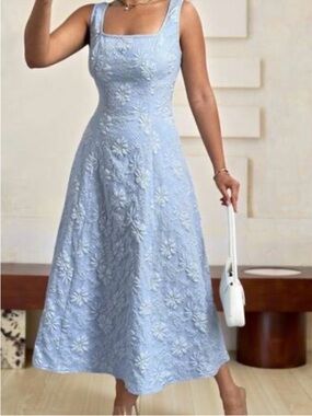 Floral Jacquard Midi Dress Size S – Light Blue, New